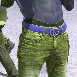 Meet your Posher, Leo